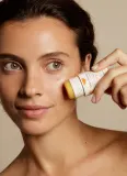 Embryolisse Ochrona Przeciwsłoneczna - Крем для загара в стике SPF 50+, 15 г — фото 2