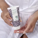 Australian Bodycare Tea Tree Oil - Успокаивающий защитный крем для интимной зоны, 100 мл — фото 2