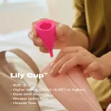 Чаша менструальная Intimina Lily Cup B многоразовая, силиконовая, с тканевым мешочком, 32 мл — фото 4