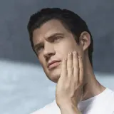 Biotherm Homme Aquapower SPF14 Gel - Увлажняющий защитный гель с УФ-фильтром, 75 мл — фото 4