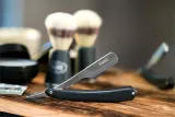 Wilkinson Sword Premium Collection Cut Throat - Классическая бритва для бритья + запасные лезвия — фото 6