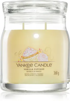 Yankee Candle Vanilla Cupcake - Ароматическая свеча Signature, Signature 368 г