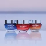 Biotherm Blue Therapy Amber Algae Revitalize Day - Ревитализирующий и восстанавливающий дневной крем для лица, 50 мл — фото 6