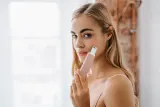 Ультразвуковая лопаточка Beautifly B-Scrub Basic, для очищения кожи лица, 1 шт Blush — фото 3