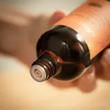 Antipodes Glory Vitamin C Triple-Action Glow Toner - Осветляющий тоник для выравнивания тона кожи, 100 мл — фото 3