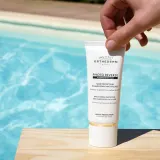 Institut Esthederm Photo Reverse Brightening Protective Anti-Dark Spots Face Care - Осветляющий уход с защитой от пигментных пятен с высокой защитой от УФ-лучей SPF 50+, 50 мл — фото 2