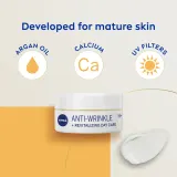 NIVEA Anti-Wrinkle Revitalizing - Удобная упаковка против морщин 60+ 60+, 100 мл — фото 2