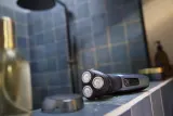 Электробритва Philips Series 3000 S3243/12 аккумуляторная, с зарядкой USB, 1 шт — фото 7