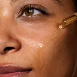 Omorovicza Miracle Facial Oil - Легкий маслянистый крем для лица, 30 мл — фото 4