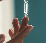 Collistar Attivi Puri Hyaluronic + Polyglutamic Acid Serum - Сыворотка лифтинг для лица с гиалуроновой кислотой, 30 мл — фото 2
