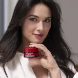 Collistar LIFT HD+ Lifting Firming Face and Neck Cream - Крем интенсивного лифтинга для лица, шеи и декольте, 50 мл — фото 3
