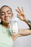 Carbon Theory Salicylic Acid & Shea Butter - Нежное очищающее мыло с эффектом пилинга, 100 г — фото 4