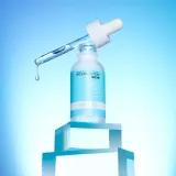 Revolution Skincare Hyaluronic Acid & 2% Alpha Arbutin - Розовое увлажняющее сыворотка для лица, 30 мл — фото 4