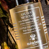 Sisley Gentle Cleansing Gel - Очищающий гель для демакияжа, 120 мл — фото 2