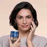 Avene DermAbsolu Day & Night Cream - Удобная упаковка для омолаживающего ухода за кожей, 2 шт — фото 6
