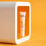 Super Facialist Vitamin C+ Brighten - Осветляющий крем для глаз против темных кругов и отеков, 15 мл — фото 4