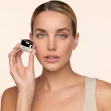 LANCER GRAVITY DEFYING Eye Cream - Укрепляющий крем для глаз с лифтинг-эффектом, 15 мл — фото 8