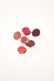 Laka Bonding Glow Lipstick - стойкая помада увлажняющая и придающая блеск, 3.7 г, оттенок 201 Miro — фото 7