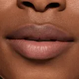 MAC Cosmetics Powder Kiss Hazy Matte - Матовая помада, 3.5 г, оттенок Taken — фото 4