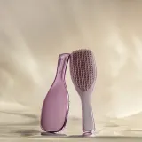 Tangle Teezer Ultimate Detangler Chrome - Плоская щетка для прямых и кудрявых волос Mauve Copper, 1 шт — фото 4