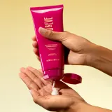Coco & Eve Sunny Honey Sun-kissed Gradual Tanning Lotion - Молочко для тела с постепенным загаром z zapachem Coco-Mango, 200 мл — фото 2