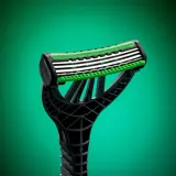 Бритвенный станок Wilkinson Sword Xtreme 3 Sensitive со сменными головками и увлажняющей полосой — фото 7