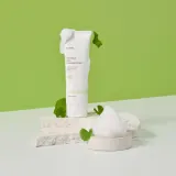 iUnik Centella - Нежный пенящийся крем для очищения, 120 мл — фото 3