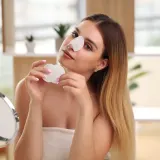 Тонизирующие диски для лица FOREO KIWI Pore Minimizing Toner Pads двусторонние, с экстрактами гамамелиса и ромашки, 60 шт — фото 5