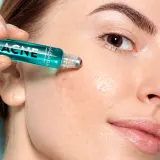 MÁDARA Acne - Антивоспалительный уход против прыщей роликовый, 8 мл — фото 3