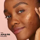 IT Cosmetics Bye Bye Breakout - в контексте того, что это сыворотка для лица: сыворотка для лица, уменьшающая избыток себума и признаки акне с салициловой кислотой, 30 мл — фото 5