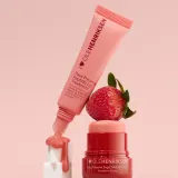 Скраб для губ OLEHENRIKSEN Pout Preserve Sugar Melt Exfoliating Lip Scrub сахарный, с ароматом клубники, 8 г, оттенок Strawberry Sorbet — фото 5