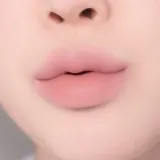 Banila Co. Romantic Blush - Многофункциональный косметический продукт для макияжа губ и щек, придающий идеальный вид, 3.7 г, оттенок 11 Ballerina — фото 2