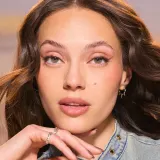 MAYBELLINE NEW YORK Sculpting Stix - Автоматический карандаш для век с кисточкой, 1 шт, оттенок 11 Rosy Sculpt — фото 4