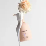 Kérastase Gloss Absolu Frizz - Glaze Cream - Крем для укладки волос Kerastase Gloss Absolu Frizz Glaze разглаживающий, против пушистости, 240 мл — фото 8