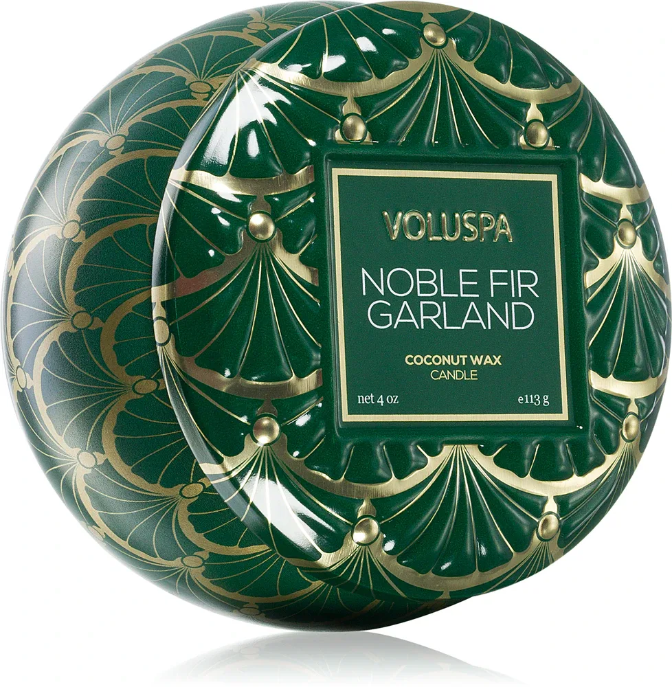 VOLUSPA Noble Fir Garland - Ароматическая свеча в банке w puszcze, 113 г