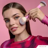 BrushArt Double Duty Blush & Powder brush - Кисть для румян и пудры двусторонняя, 1 шт — фото 4