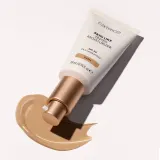Catrice Skin Like Tinted Moisturizer - Тонизирующий увлажняющий крем SPF 30, 28 мл, оттенок 045N — фото 8