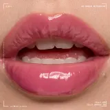NYX Professional Makeup Jelly Job - Блестящий блеск для губ с эффектом увеличения, 7.5 мл, оттенок Jelly Jammin — фото 4