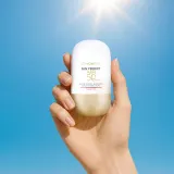 Lancaster Sun Perfect Air 50 Sensitive Mineral - Суперлегкий захисний флюїд для чутливої шкіри з схильністю до пігментації SPF 50, 40 мл — фото 4