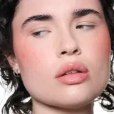Румяна для щёк MAC Cosmetics Skinfinish Colourstruck с эффектом естественного румянца, стойкие, 4,5 г, оттенок Cheeky Chili — фото 3