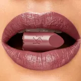 Помада для губ KIKO Milano Gossamer Emotion кремовая, с интенсивной пигментацией, 3,5 г, оттенок 131 Tea Rose — фото 3