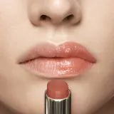 Estée Lauder Futurist Hydraplump Lip Balm - Бальзам для губ Estee Lauder Futurist Hydraplump Lip Balm оттеночный, с гиалуроновой кислотой, увлажняющий, 2,8 г, 2.8 г, оттенок 700 Bloom Cocoon — фото 3