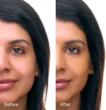Тональное средство Notino Foundation Glow foundation with SPF 50 Plant Extracts, среднее покрытие, 30 мл, оттенок 01 Medium Deep Warm — фото 2