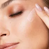 База под макияж KIKO Milano Radiance Boost с эффектом сияния, длительного действия, 30 мл — фото 4