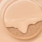 Тональное средство Catrice Invisible Cover Cushion Foundation кушон, с SPF, 10 г, оттенок 015W — фото 2