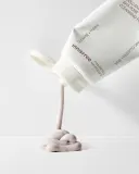 Пенка для умывания innisfree Volcanic BHA Pore Cleansing Foam очищающая, для жирной и комбинированной кожи, 150 мл — фото 3