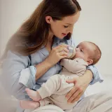 Бутылочка для младенцев Canpol babies Natural Shape с силиконовой соской, средний поток, 330 мл 6m+ — фото 3
