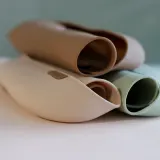 Нагрудник для малышей LOVI Bib силиконовый, с карманом, 1 шт Nude — фото 6