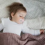 Пустышка LOVI CAPICHILL 6-18m силиконовая, симметричной формы, со светящимся кольцом, 2 шт — фото 6