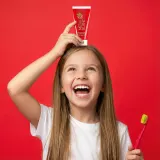 Зубная паста MEDIBLANC KIDS детская, с клубничным вкусом, для детей от 3 до 6 лет, 50 мл Strawberry — фото 4